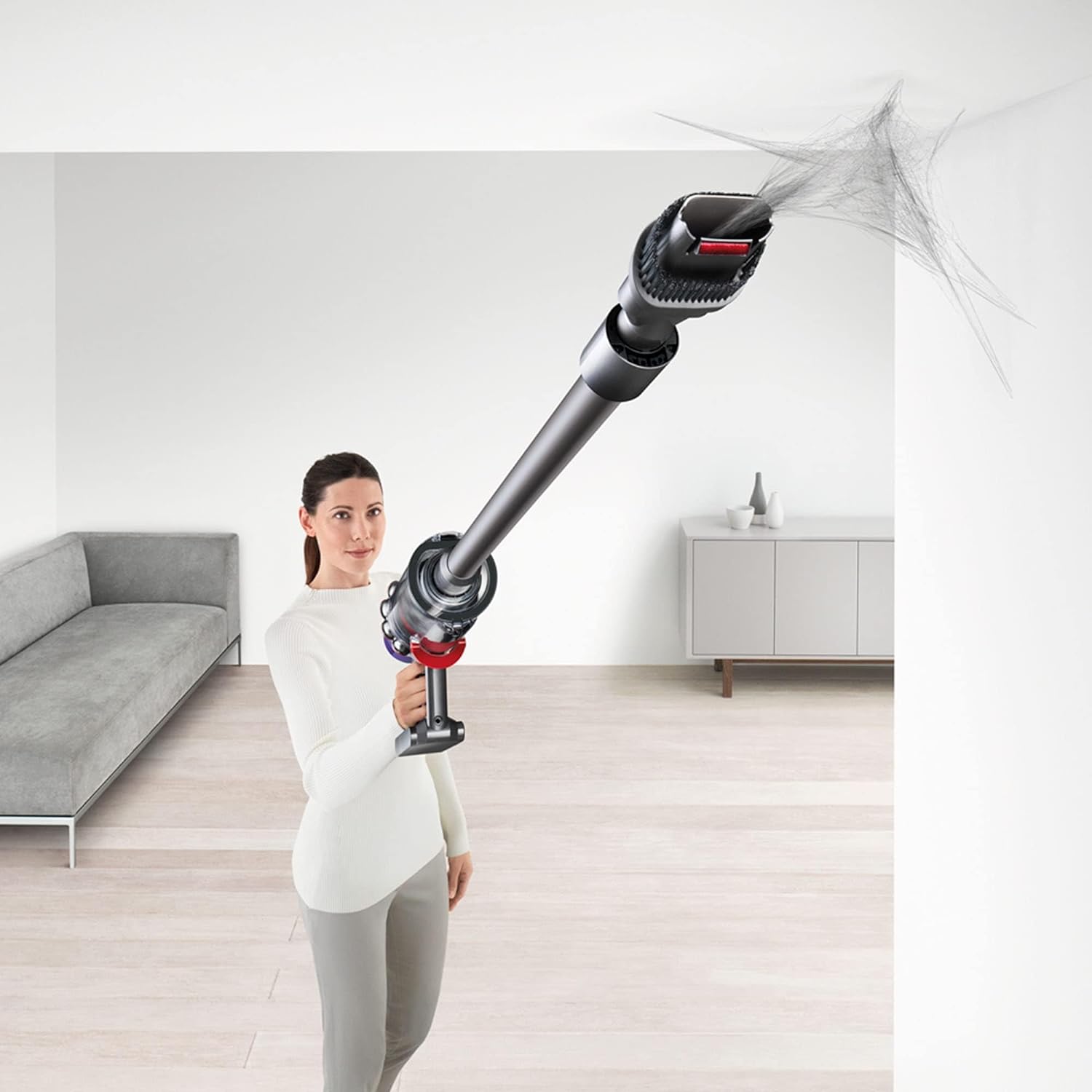 Dyson Cyclone V10 Cordless Vacuum manufacturer media candidate